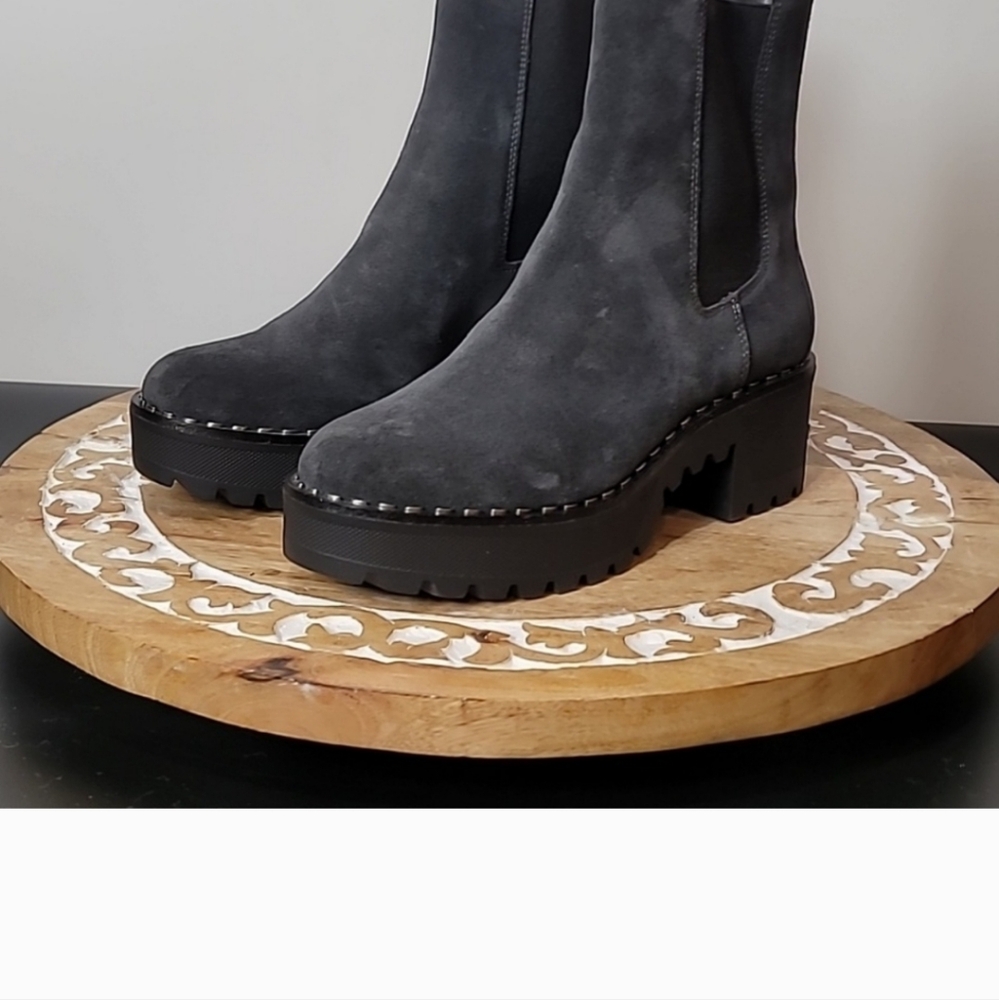 NWOB ~ Vince Camuto Madisha Suede Chelsea Lug Boot with Silver Hardware - Picture 3 of 10